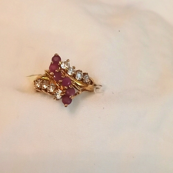 Ring - Picture 2 of 3